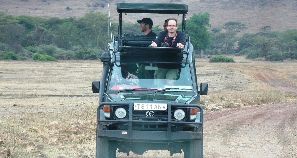 Tanzania Vs Botswana Safari: Expert Guide