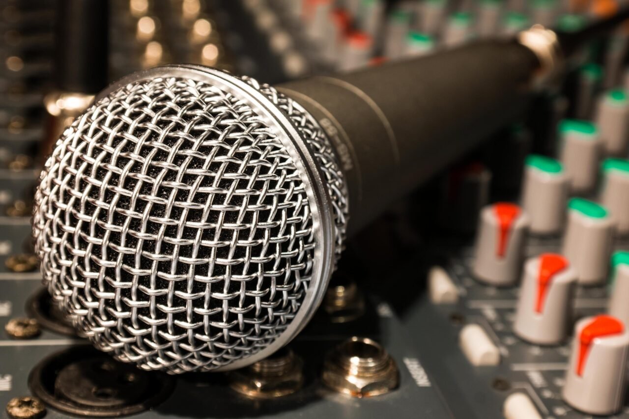 Akon Net Worth : Understanding The Future Value Of A Global Music & Business
